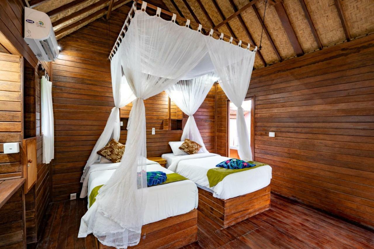 Dream Beach Inn Lembongan Buitenkant foto