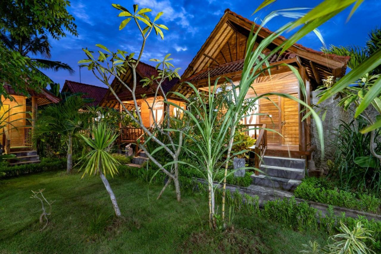 Dream Beach Inn Lembongan Buitenkant foto